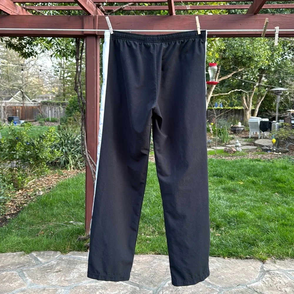 ✔️ NIKE; Black Work Out; Hang Out Pants w/White Side Stripes in Misses Size Lg!! - Picture 3 of 11